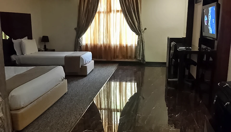 هتل پارس نیک کیش